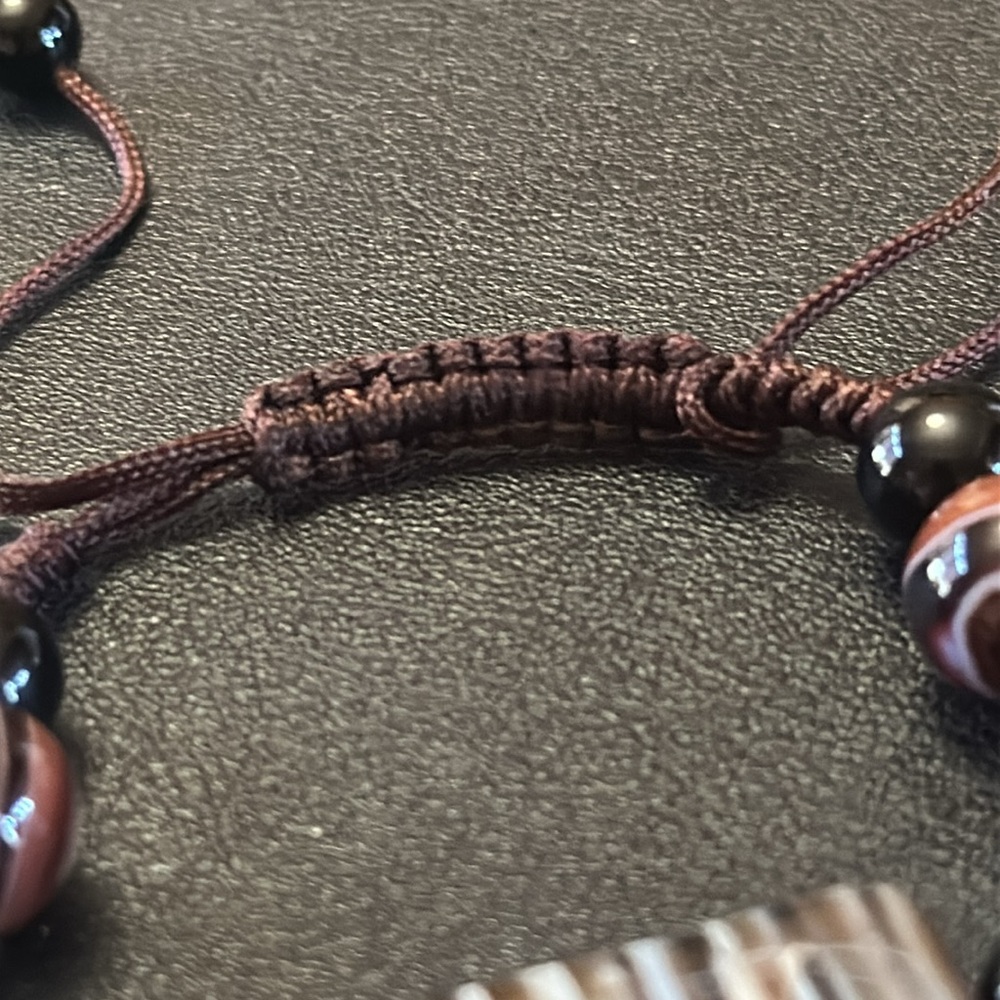 Beautiful Striped Agate Natural Stone Adjustable Friendship Bracelet - Picture 5 of 14